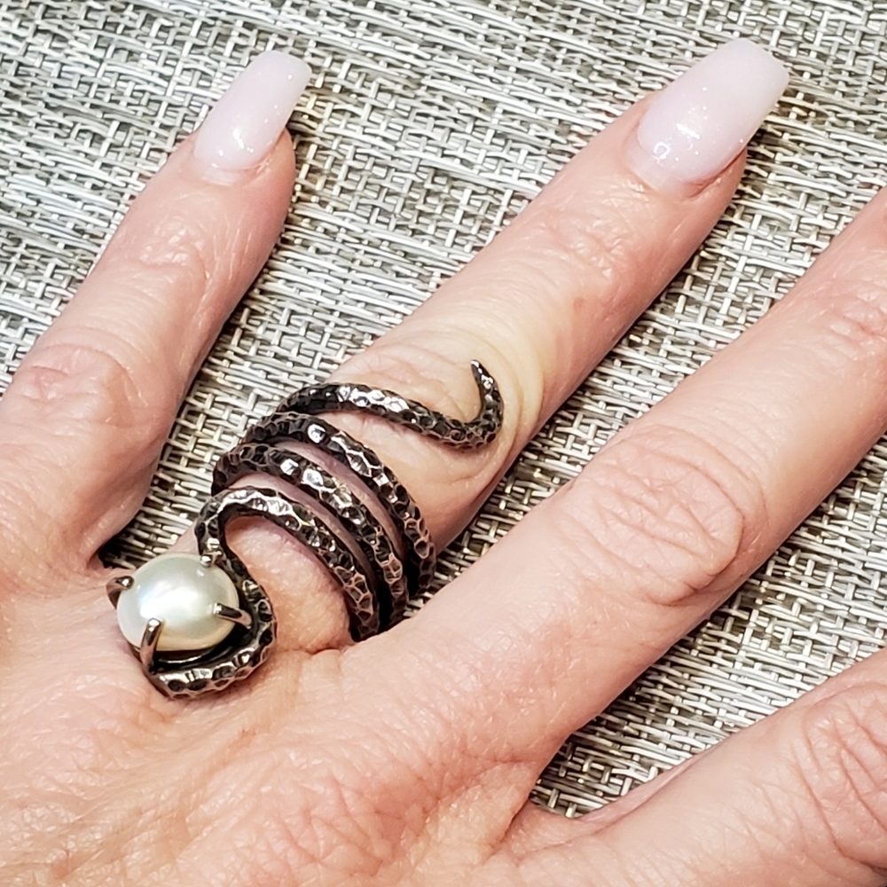 Oxidized silver snake ring
